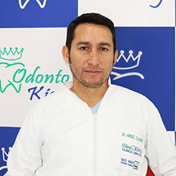 Dr. Angel Wilson Claure Zamorano